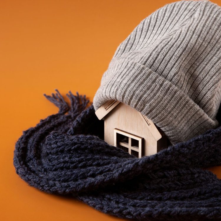 كيف تجعل منزلك أكثر دفئاً، هل تشعر أن منزلك يفتقر للدفء والراحة؟ قد تكون مهتماً بمعرفة كيف يمكنك جعله أكثر دفئًا.
